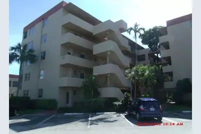 410 NW 68th Avenue, Unit #301, Plantation, FL 33317 - Photo 4