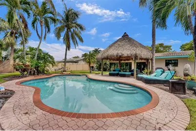 60 SE 10th St, Pompano Beach, FL 33060 - Photo 50