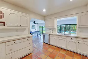 60 SE 10th St, Pompano Beach, FL 33060 - Photo 26