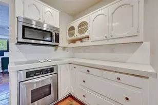 60 SE 10th St, Pompano Beach, FL 33060 - Photo 22