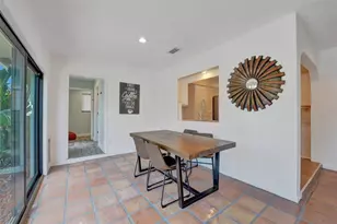 60 SE 10th St, Pompano Beach, FL 33060 - Photo 14