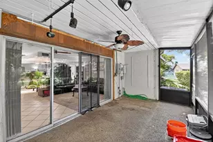 2236 Nova Village Dr, Davie, FL 33317 - Photo 20