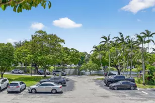 2236 Nova Village Dr, Davie, FL 33317 - Photo 34