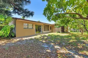 6772 Camelia Dr, Miramar, FL 33023 - Photo 26