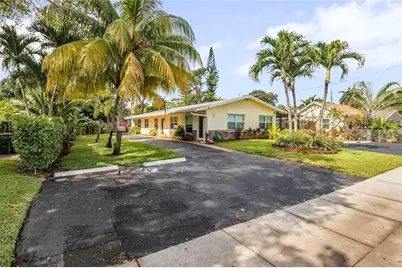 872 NE 36th St, Unit #A, Oakland Park, FL 33334 - Photo 1