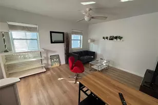 1315 SE 2nd St Unit #Rear E, Fort Lauderdale, FL 33301 - Photo 2