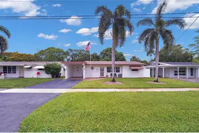 2011 N 31st Ave, Hollywood, FL 33021 - Photo 1