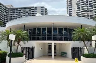 2500 Parkview Dr, Hallandale Beach, FL 33009 - Photo 2