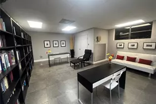 200 Leslie Dr, Hallandale Beach, FL 33009 - Photo 24