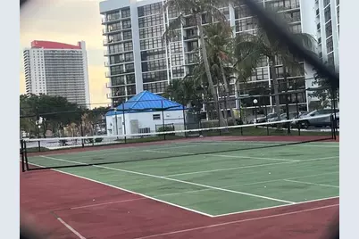 200  Leslie Dr, Unit #324, Hallandale Beach, FL 33009 - Photo 28