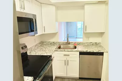 102  Royal Park Drive, Unit #3D, Oakland Park, FL 33309 - Photo 12