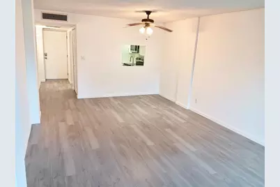 102  Royal Park Drive, Unit #3D, Oakland Park, FL 33309 - Photo 2