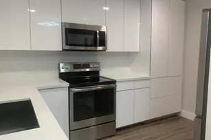 3463 Carambola Cir Unit, Pompano Beach, FL 33066 - Photo 2