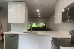 3463 Carambola Cir Unit, Pompano Beach, FL 33066 - Photo 4