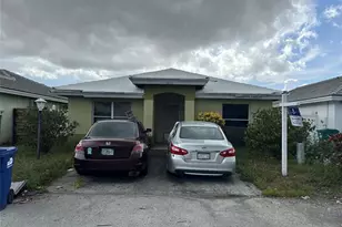 18476 NW 52nd Path, Miami Gardens, FL 33055 - Photo 2