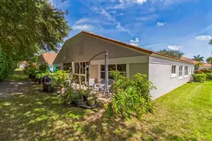 8039 N Tranquility Lake Dr, Delray Beach, FL 33446 - Photo 4