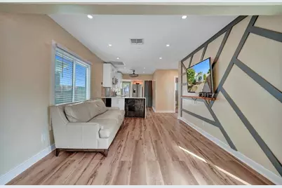 301 SW 9th, Fort Lauderdale, FL 33315 - Photo 12