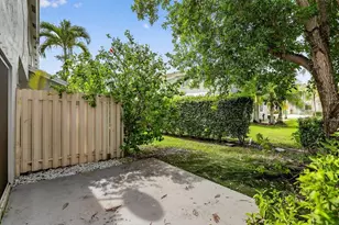 4761 SW 14th Pl, Deerfield Beach, FL 33442 - Photo 18