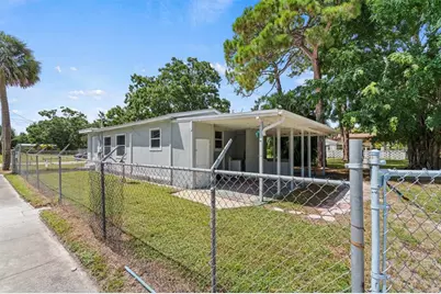 1824 S 29th St, Fort Pierce, FL 34947 - Photo 8