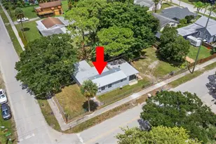 1824 S 29th St, Fort Pierce, FL 34947 - Photo 4