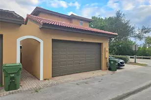 1528 SW 147th Ave, Pembroke Pines, FL 33027 - Photo 26