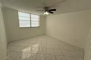 1833 S Ocean Dr, Hallandale Beach, FL 33009 - Photo 22