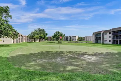 10434  Sunrise Lakes Blvd, Unit #202, Sunrise, FL 33322 - Photo 24