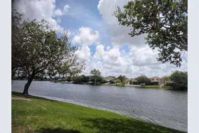 1061 NW 122nd Ter, Pembroke Pines, FL 33026 - Photo 1