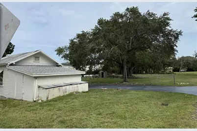 7260 SW 76th St, Miami, FL 33143 - Photo 2