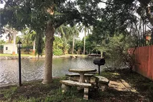 670 Tennis Club Dr, Fort Lauderdale, FL 33311 - Photo 40