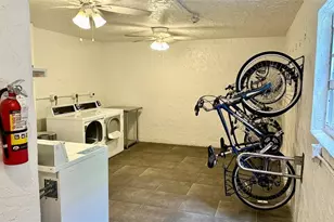 670 Tennis Club Dr, Fort Lauderdale, FL 33311 - Photo 26