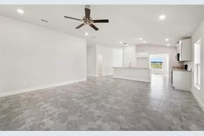 5202  Vespera St, Fort Pierce, FL 34951 - Photo 8