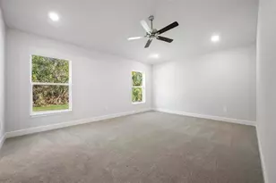 5202 Vespera St, Fort Pierce, FL 34951 - Photo 10