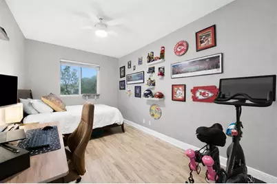 919 NE 17th Way, Fort Lauderdale, FL 33304 - Photo 14