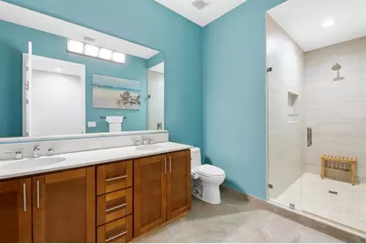 919 NE 17th Way, Fort Lauderdale, FL 33304 - Photo 8