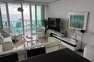 333 NE 21st Ave, Deerfield Beach, FL 33441 - Photo 2