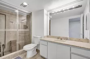 1800 NE 114th St, Miami, FL 33181 - Photo 46