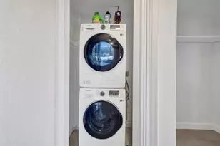 1800 NE 114th St, Miami, FL 33181 - Photo 72