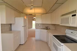 3575 Brokenwoods Dr, Coral Springs, FL 33065 - Photo 6