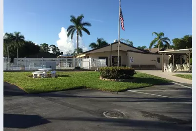 418  Pine Glen Ln, Unit #C-1, Greenacres, FL 33463 - Photo 24