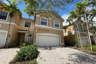 12472 SW 44th Ct, Miramar, FL 33027 - Photo 2
