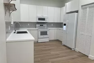 12472 SW 44th Ct, Miramar, FL 33027 - Photo 6