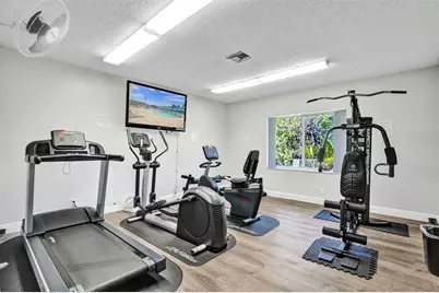 1300 N 12th Ct, Unit #4B, Hollywood, FL 33019 - Photo 20