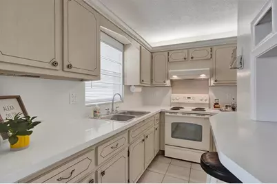 1300 N 12th Ct, Unit #4B, Hollywood, FL 33019 - Photo 12