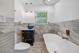 2924 NW 8th Ave, Wilton Manors, FL 33311 - Photo 50