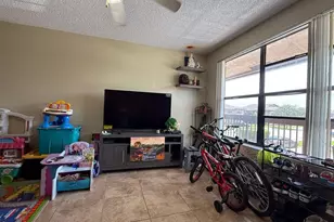 10056 Winding Lake Rd, Sunrise, FL 33351 - Photo 18