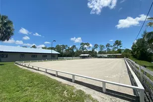 2315 Deer Run Blvd, Loxahatchee, FL 33470 - Photo 8