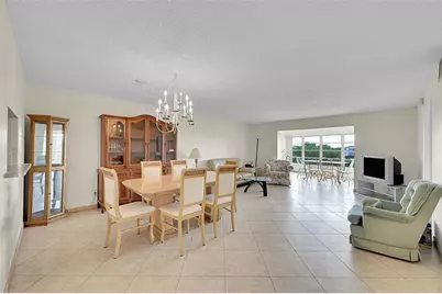 4000 NW 44th Ave, Unit #401, Lauderdale Lakes, FL 33319 - Photo 6