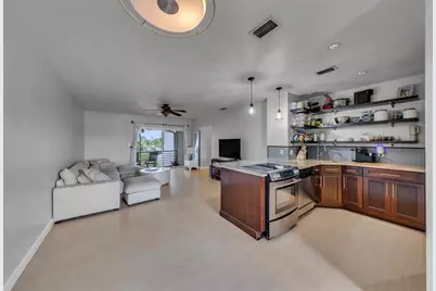 1535 SE 15th St, Unit #305, Fort Lauderdale, FL 33316 - Photo 4