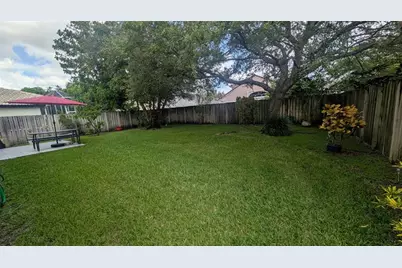 14231 NW 22nd St, Pembroke Pines, FL 33028 - Photo 20